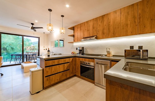 Jimenez Condo | Chic Studio in Downtown Santa Cruz