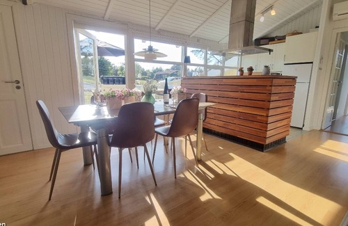 Lonstrup House | Chic vacation home with 4 bedrooms, 2 bathrooms and enclosed terrace