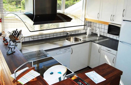 Lonstrup House | Chic vacation home with 4 bedrooms, 2 bathrooms and enclosed terrace