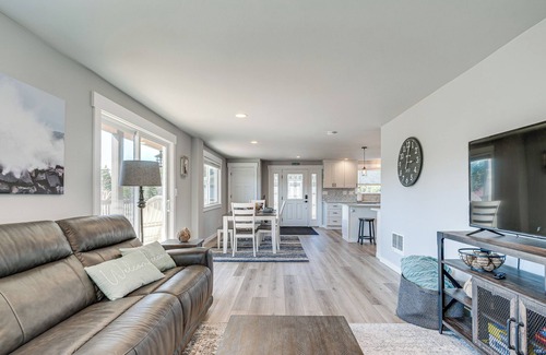 Westport Cottage | Chic Westport Vacation Rental, Walk to Beach!