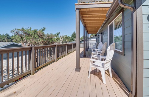 Westport Cottage | Chic Westport Vacation Rental, Walk to Beach!