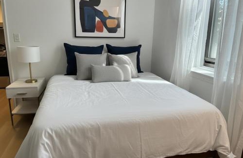 Greenwich Village Apartment | Chill In The Village