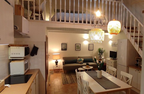 8th Arrondissement House | Chill Out Cabanon Charme Calanques à 30 m de L'eau