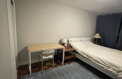 Midtown Toronto Apartment | Chill vibe in Sherbourne street