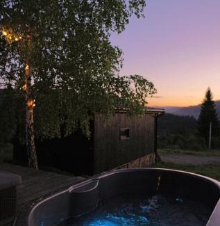 Slavske House | Chilloutzonе - Будинок з безкоштовним джакузі та кінотеатром