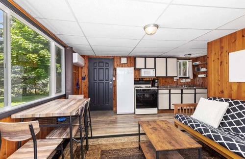 Chippewa Lake Cabin | Chippewa Bluffs Resort Combined 3BR 3BA Cabins