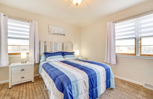 Lake Hallie House | Chippewa Falls Vacation Rental: 6 Mi to Eau Claire