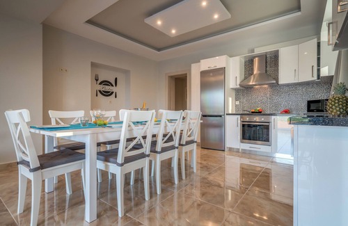 Fiolitis Villa | Chloe - 4 Bedroom villa with Private Pool and Garden view