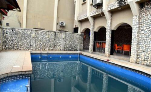Benin City Cabin | Choice Gate Hotel - Presidential Suite