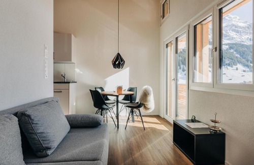 Adelboden Apartment | Chuenislodge3 neu&stilvoll, 2Balkone, echtes Bijou mit top-Aussicht