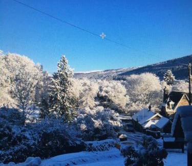 Gwynedd- Snowdonia House | Church Hill House