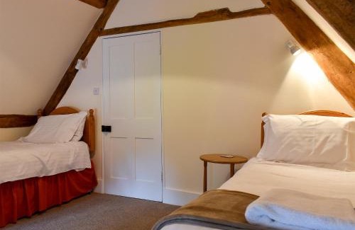 Pulham House | Churchill Cottage