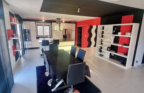 Uffholtz Villa | Cigogne, Villa Spacieuse en Alsace