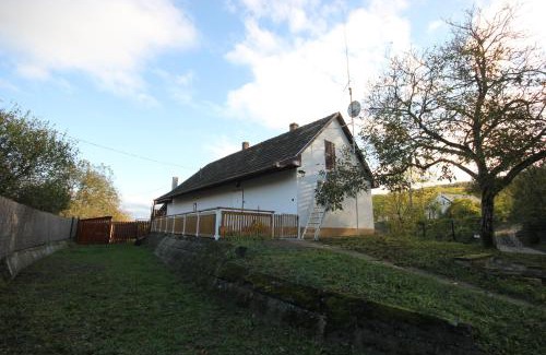 Szekszard House | Cinege Vendégház Szekszárd