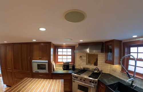 Newburyport House | Circa 1725 home w/Roof Deck and Water Views