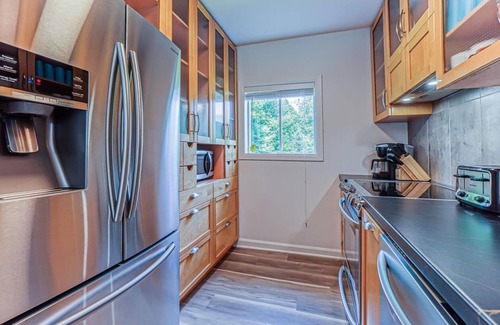 Saint Zenon Ski Chalet | CITQ307848nChalet Le Serein à St-Zénon.nNext to River with 3 Room and SPA.n