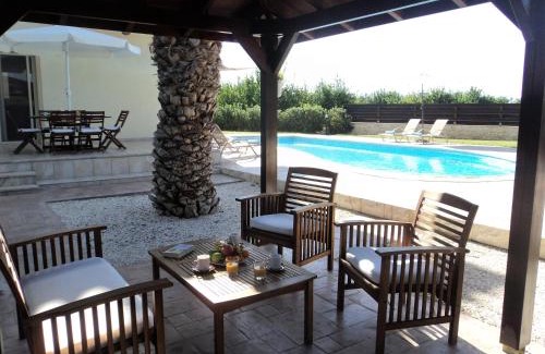 Argaka Villa | Citrus Grove Villa