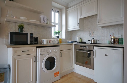 Grand Canal Dock Apartment | City center 1bedroom apartment can cook