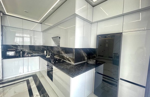 Kentron Apartment | City Center Elegance. Yerevan Residence