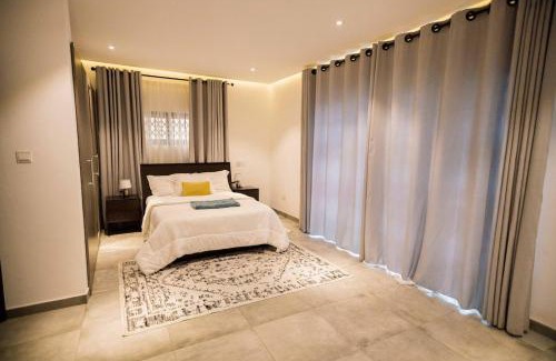 Madina House | City Link Suites - 3 Bedroom Ideal For Families & Friends