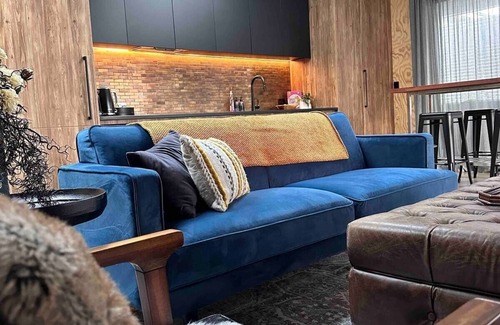 Wellington Apartment | City Spa Retreat