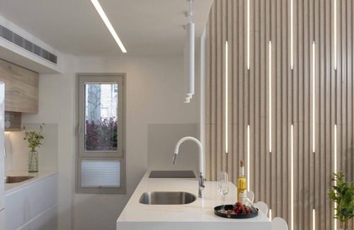 Nachlaot Apartment | Cityscape POOL Penthouse near Machane Yehuda ~6bdrs/5.5bths~by RENTAL ISRAEL