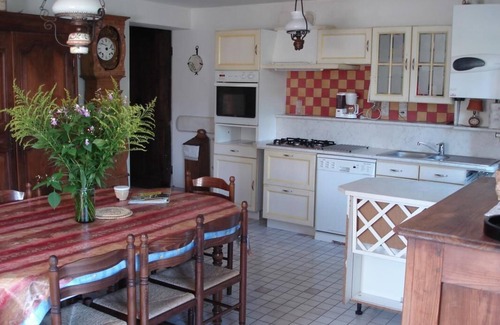 Sassenay House | Clémence - SASSENAY - Gîte