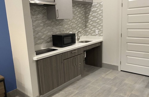 Port Arthur Hotel | Clarion Pointe Port Arthur-Beaumont South