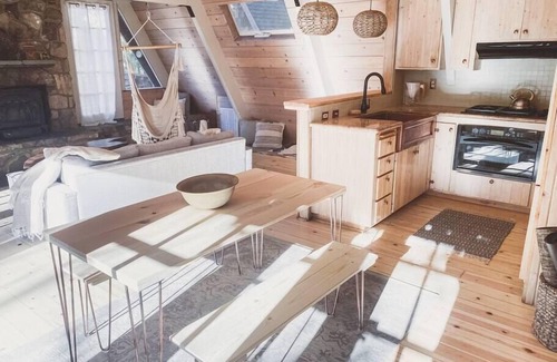 Idyllwild Cabin | Clarity Cabin: A-Frame Sanctuary w Hot Tub, Fireplace, Grill, AC, Hammock Chairs