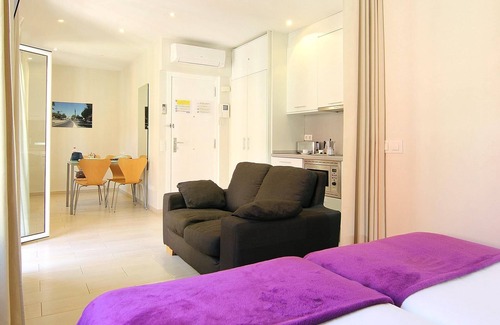 Barceloneta Apartment | CLASSBEDROOM BARCELONA BEACH 1