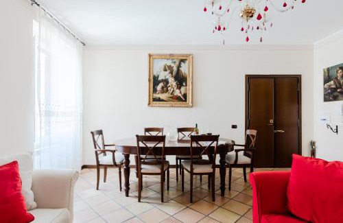 Celio Apartment | Classic apartment near the Colosseum