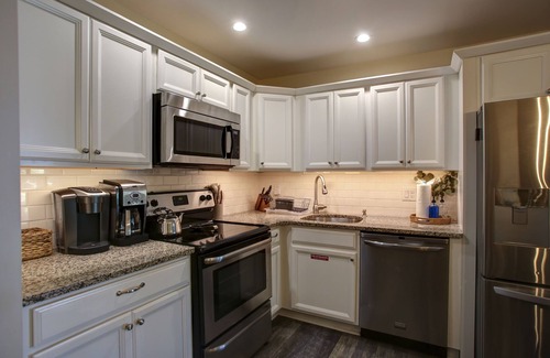 Village Green House | Classic Cape May Design – Cozy, Elegant, Inviting