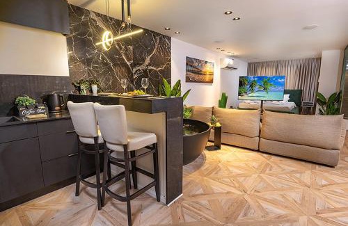 Ramat Negev Apartment | Classic LA Luxury Boutique שדה אליעזר