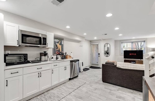 Bloomingdale Apartment | Classy Central DC/Bloomingdale 1-BR Getaway