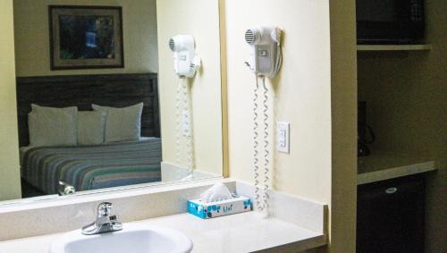 Clatskanie Hotel | Clatskanie River Inn