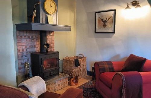 Kippen House | Claymires Bothy Cottage Nr Loch Lomond & Stirling