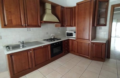 Ancona House | Cleo Azalea