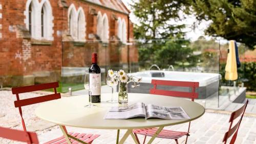 Taradale House | Clergy Cottage