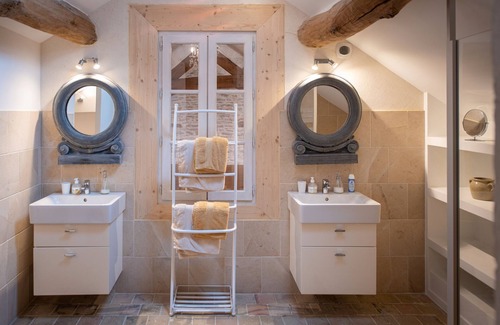 Meursault House | Clos Saint Jacques