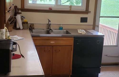 Stonega House | Close to town, the college and a beautiful serene surrounding