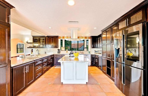 Temecula House | Cls 2 Wineries - Pool, Spa, Fire Pit W/7 Beds & Great Reviews!