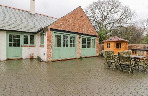 Hendrerwydd House | Coach House