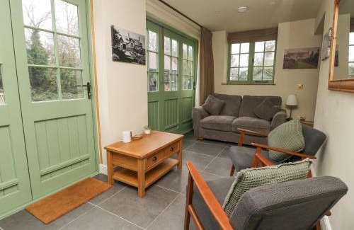 Hendrerwydd House | Coach House