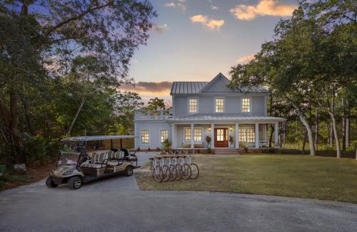 White's Gulfview House | Coach's Corner by Stay on 30A- Pool, Bikes, Golf Cart