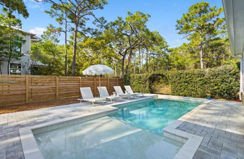 White's Gulfview House | Coach's Corner by Stay on 30A- Pool, Bikes, Golf Cart
