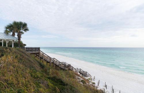 White's Gulfview House | Coach's Corner by Stay on 30A- Pool, Bikes, Golf Cart