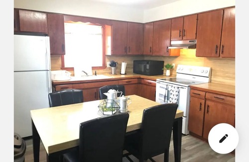 Rochester House | Coastal Charm meets Farmhouse living in a cozy single-family. 8 min to Mayo.