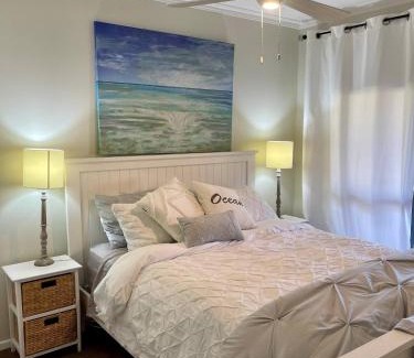 Kilcunda House | Coastal Country Retreat, Spa, fireplace, pet friendly, FREE WIFI wine & chocolates, Kilarney, 10 minutes to Phillip Island