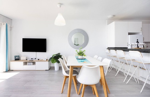 Guimar Villa | Coastal Dream with heatable pool