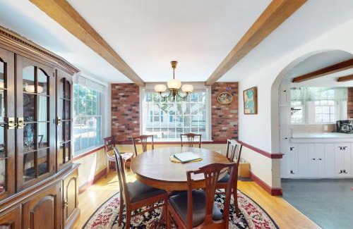 Harwich Port House | Coastal Hideaway